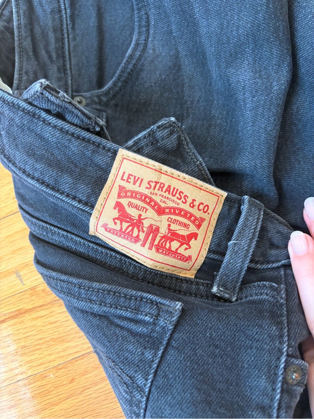 Levi's Men's Dark Gray Slim Jeans